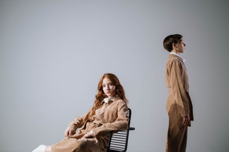 A diferença entre agenciamento e empresariamento de modelos